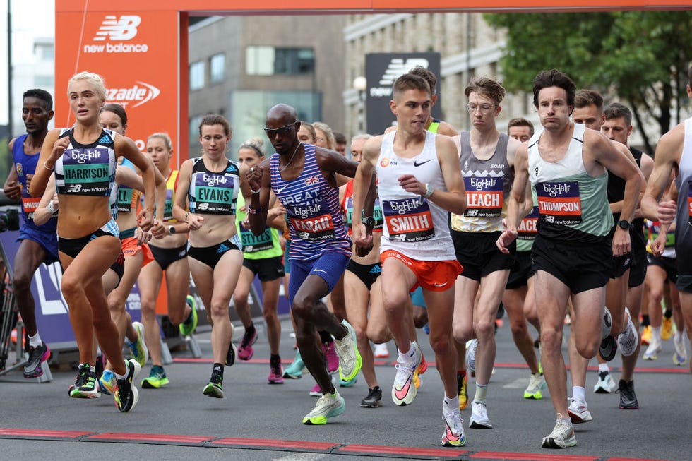 mo farah corre el medio maratón de londres 2022