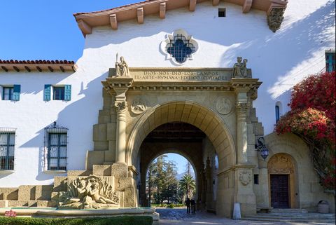 the entrance arch to the santa barbara county ca courthouse