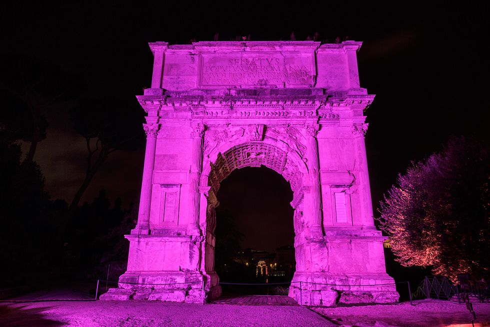 Arch, Purple, Architecture, Triumphal arch, Pink, Red, Landmark, Night, Sky, Monument, 