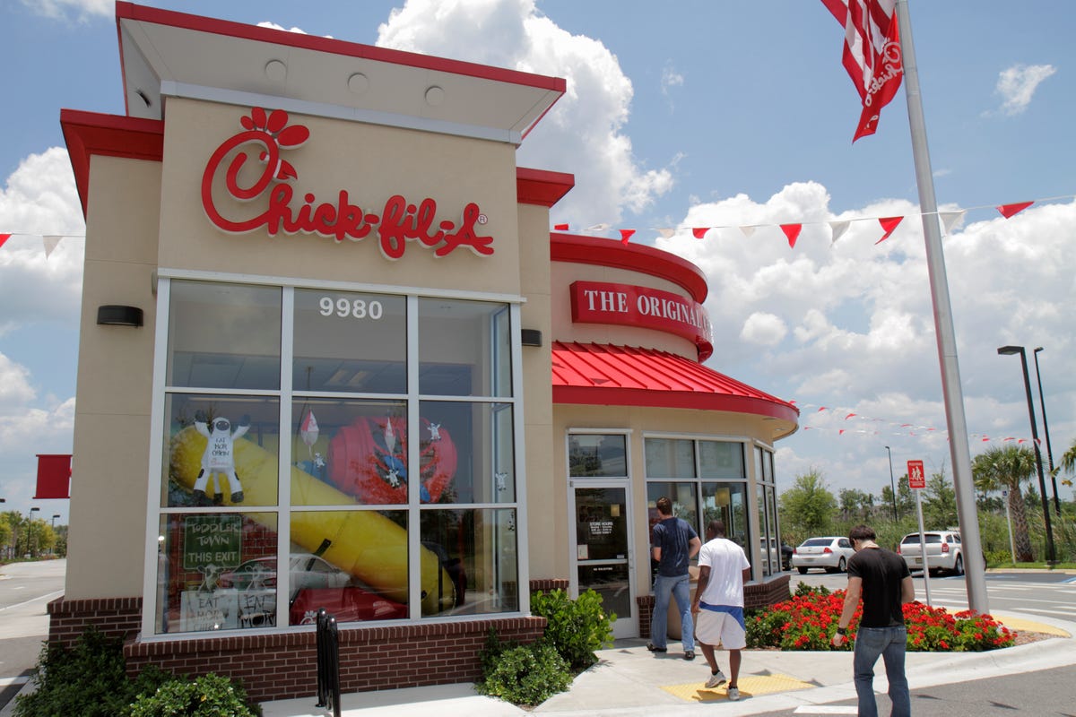 preview for Chick-fil-A Lovers Won't Be Able To Look Away From This Fried Chicken-Topped Cake