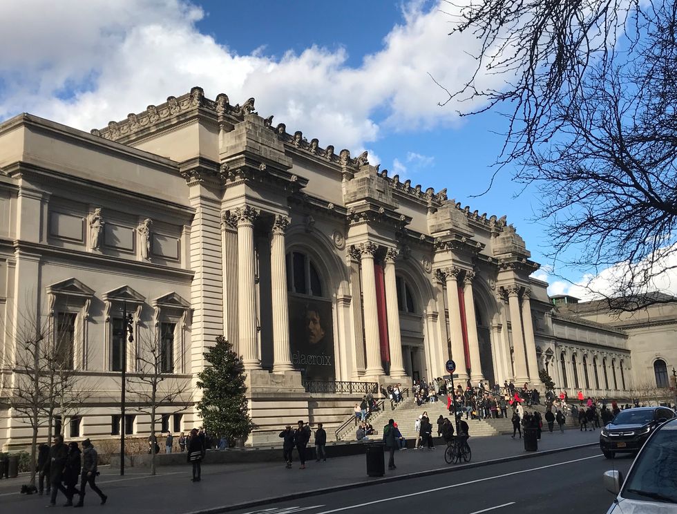 exterior of the metropolitan museum of art in new york city