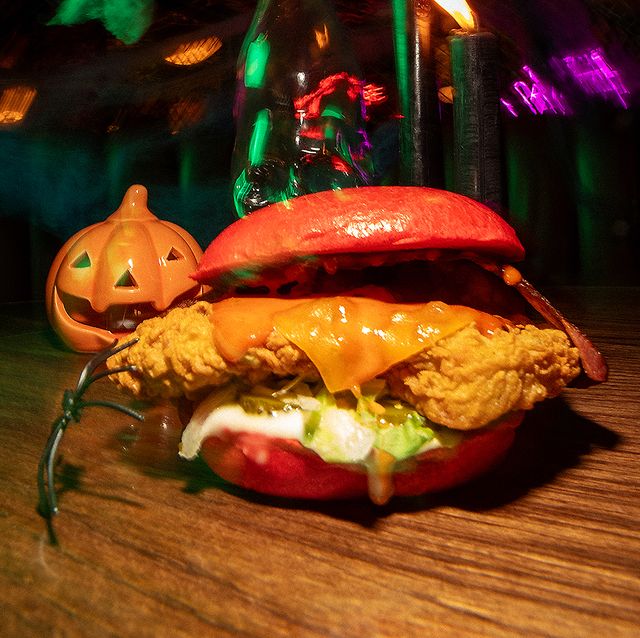 hamburguesa de the fitzgerald para halloween 2023