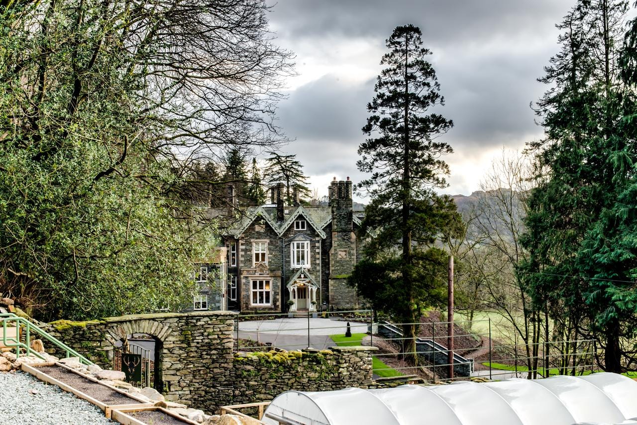 dog friendly hotels uk