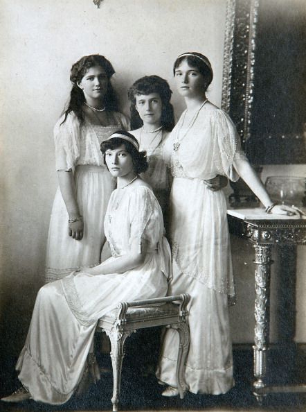 the four daughters of tsar nicholas ii of russia