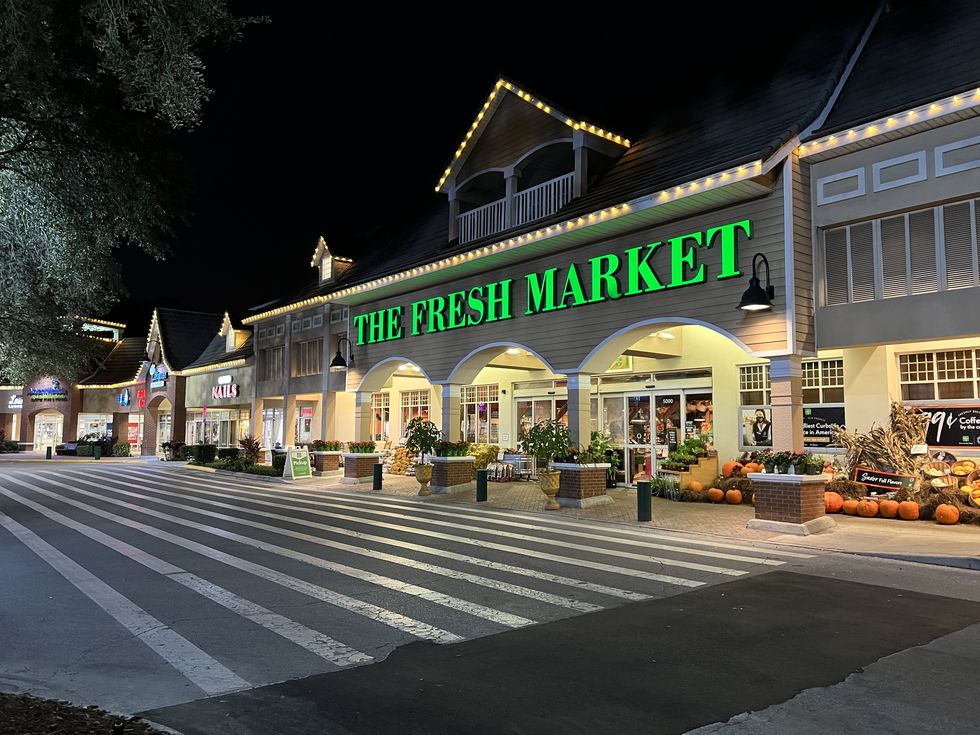 the fresh market grocery store exterior