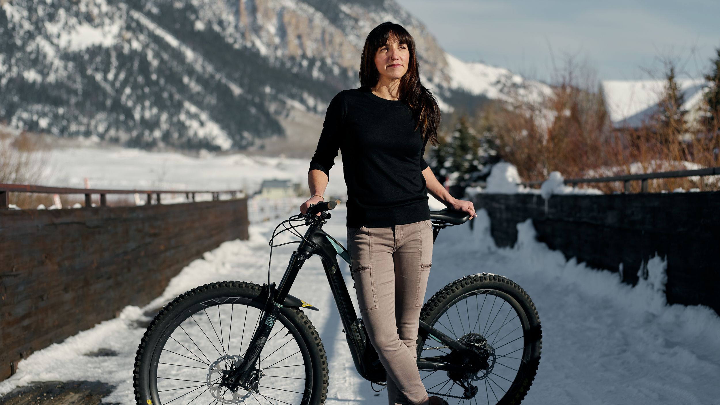 How Mountain Biking Helped Bonnie McDonald Cope With the Death of Her Fiancé