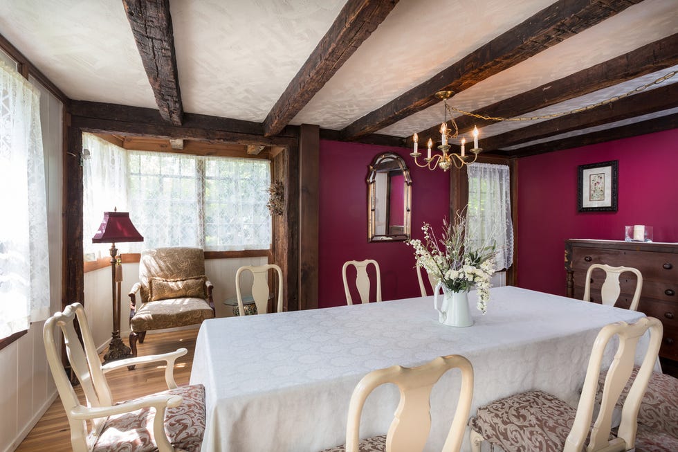 The Gingerbread House, en Tyringham