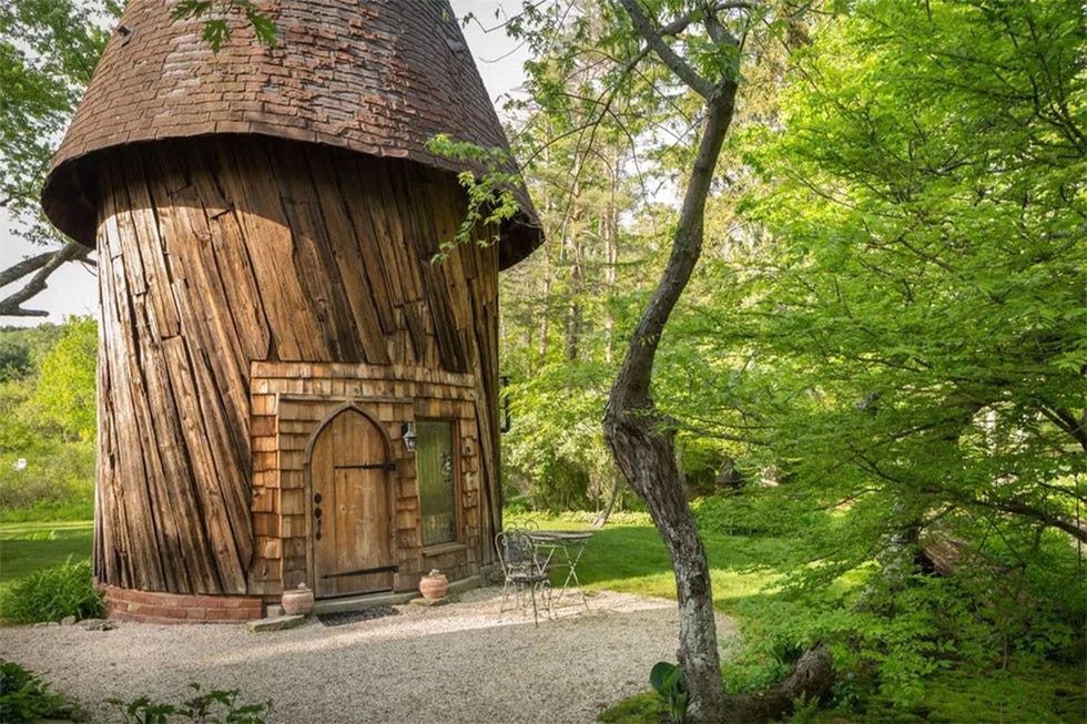The Gingerbread House, en Tyringham