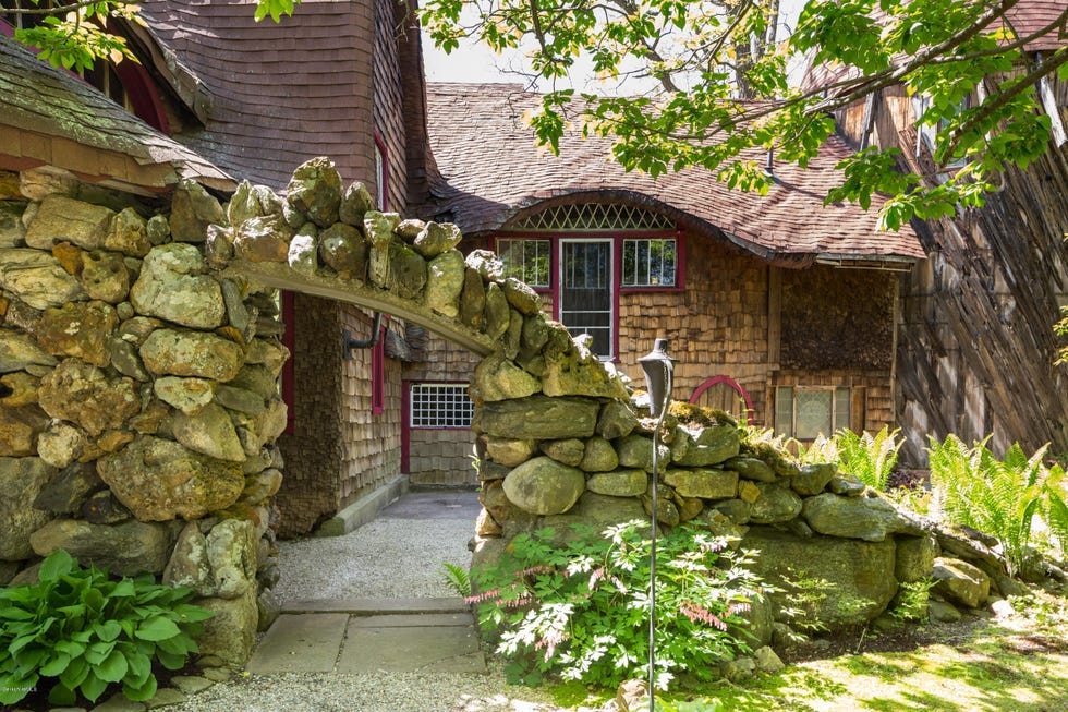 The Gingerbread House, en Tyringham