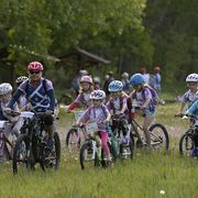 little bellas cycling group for young girls
