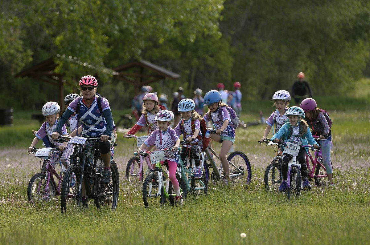 little bellas cycling group for young girls