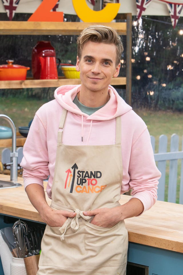 The Great Celebrity Bake Off