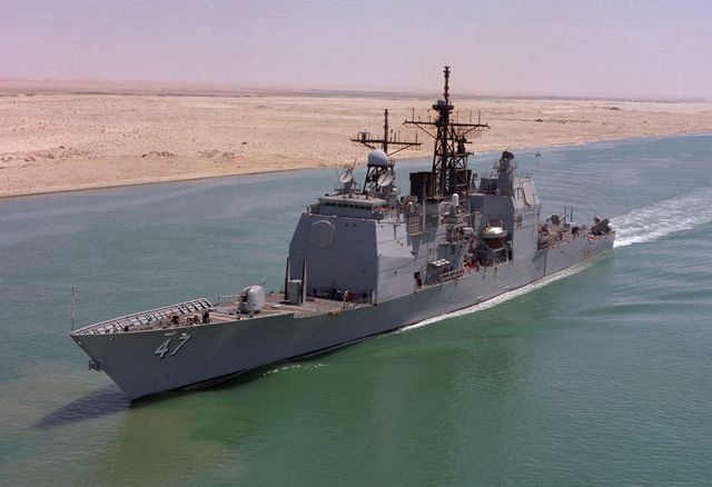 USS TICONDEROGA transits the Suez Canal