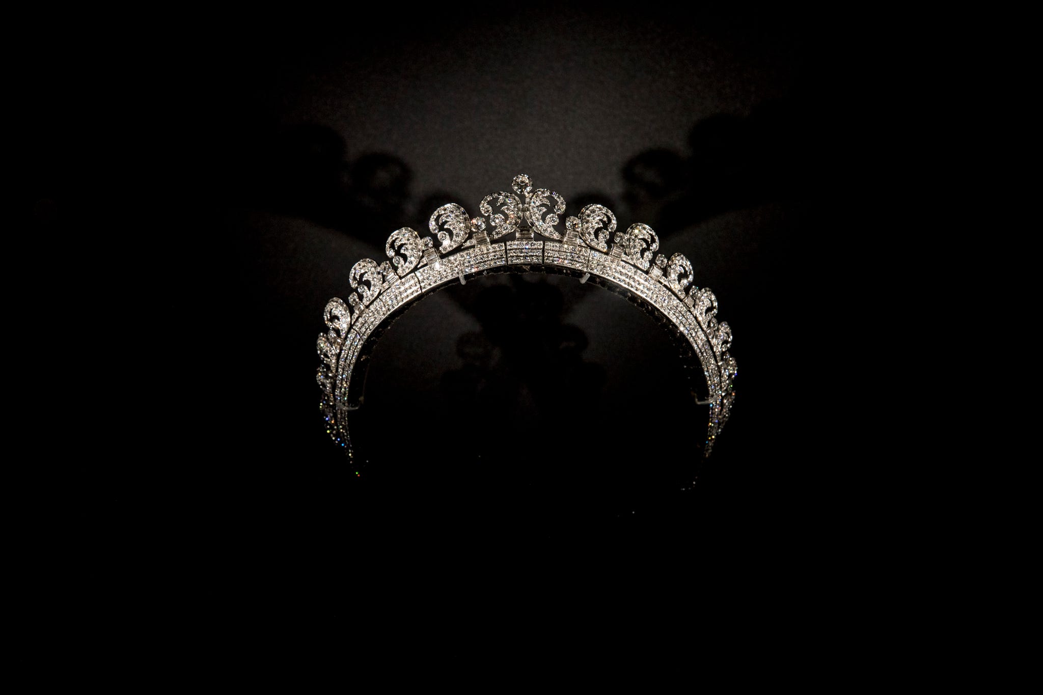 Cartier halo online tiara