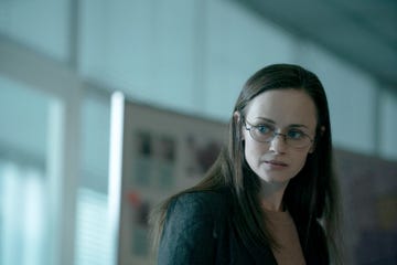 alexis bledel, the handmaid's tale