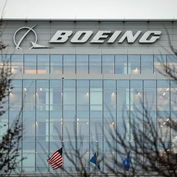 boeing reports earnings as concerns over airplane safety continue