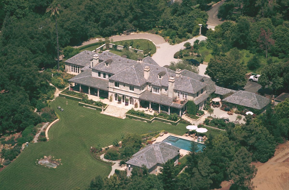 aerial photos of rob lowe''s california home
