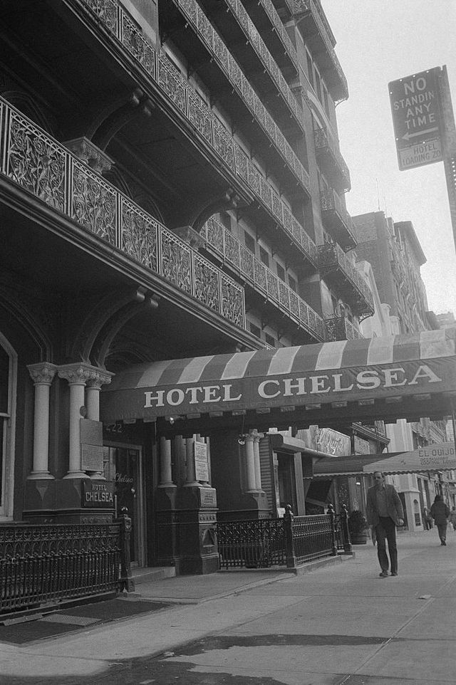 view of chelsea hotel canopy at entrance