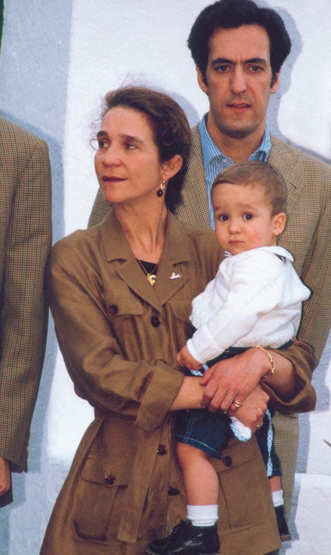 THE SPANISH ROYAL FAMILY IN THE CANARY ISLANDS