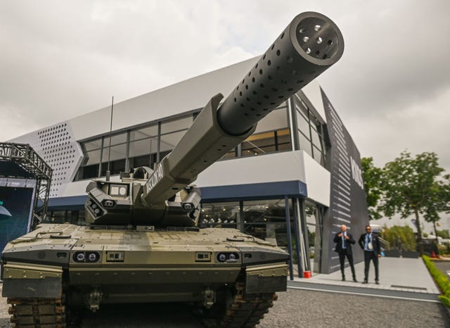 New EMBT Tank Features Three Guns for Modern Warfare