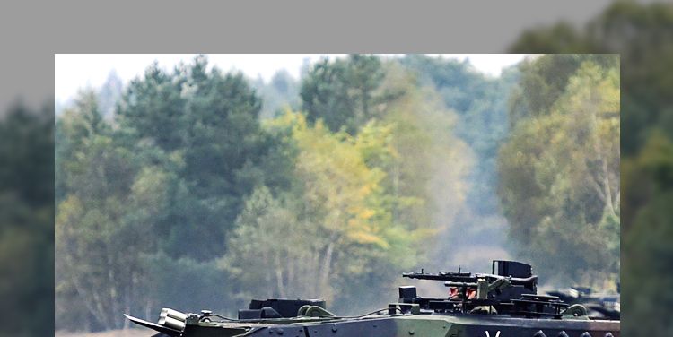 When a German Leopard 2 tank carried a beer without spilling a drop 