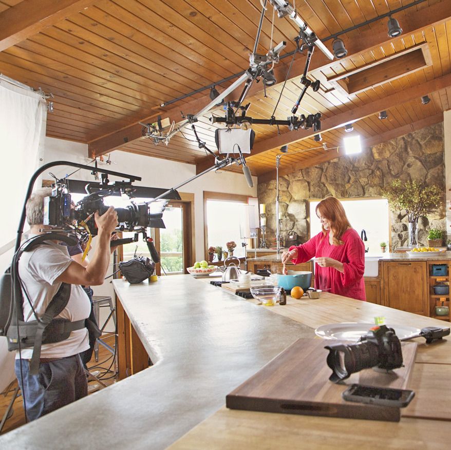 ree drummond during a taping of the pioneer woman show at her lodge in pawhuska, ok photo by kevin j miyazakiredux