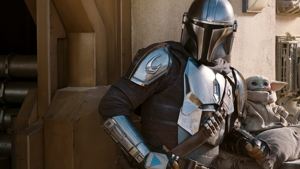 preview for The Mandalorian (Disney +)