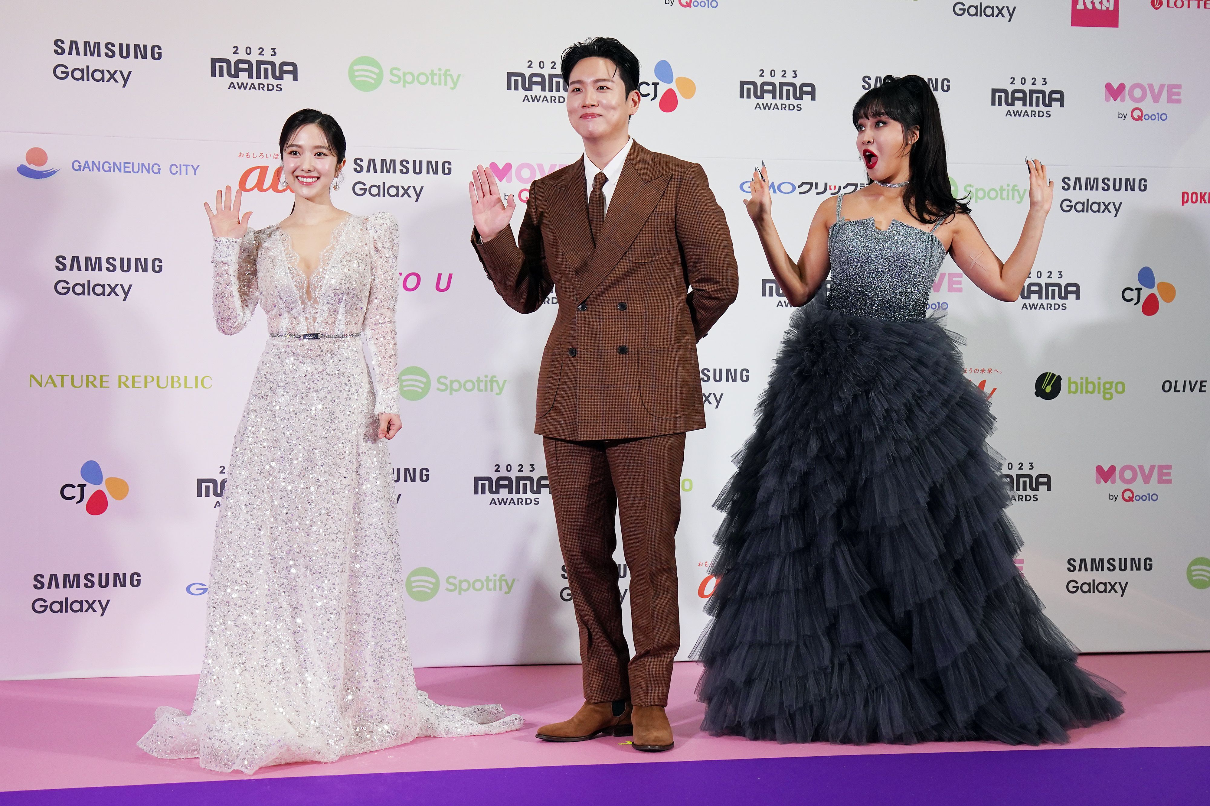 2023 MAMA AWARDS】LE SSERAFIM、NiziUなど、韓国アイドル＆女優の