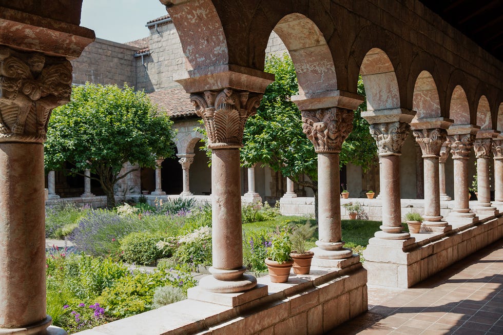 the met cloister