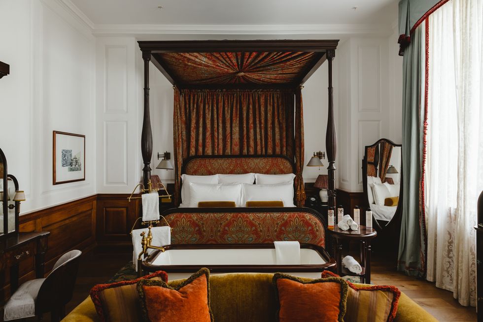 luxury london hotels