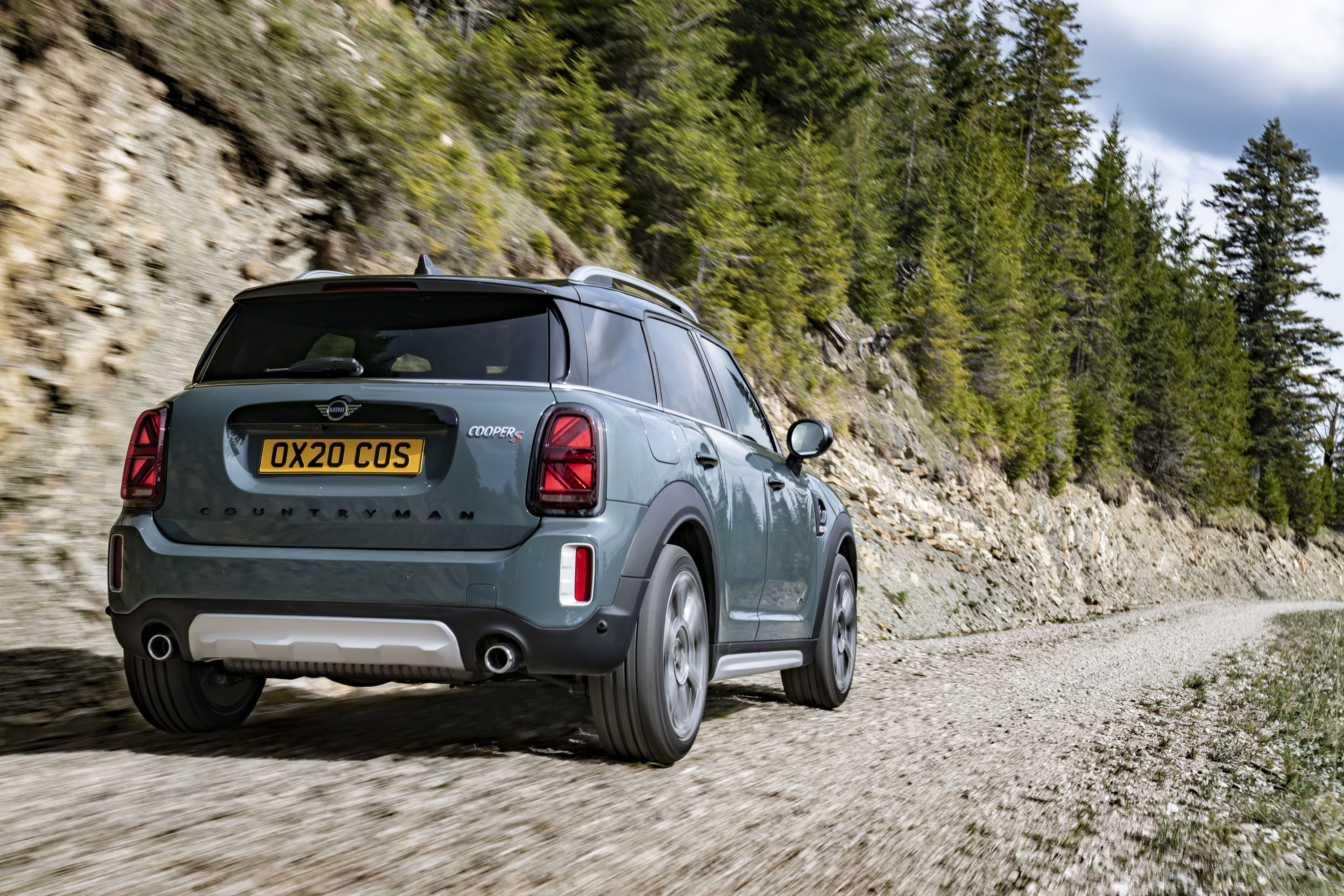 Mini Reveals an Updated Cooper Countryman for 2021