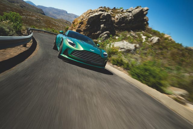 2024 Aston Martin Vantage - News, reviews, picture galleries and