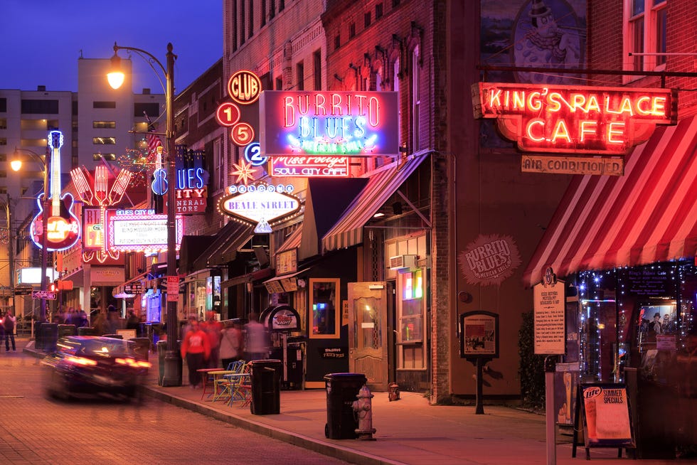 the night view of beale street