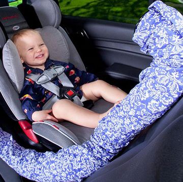 Car seat cover, Baby in car seat, Product, Car seat, Baby carriage, Seat belt, Baby Products, Auto part, Car, Vehicle, 