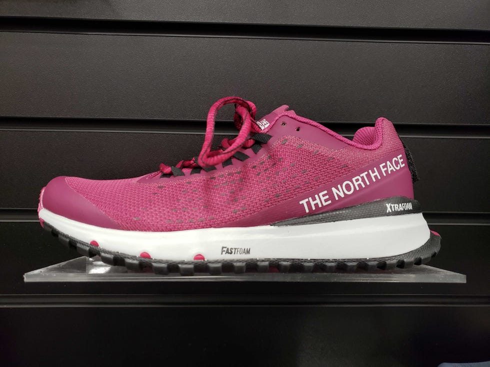 Footwear, Shoe, White, Pink, Sportswear, Sneakers, Outdoor shoe, Magenta, Walking shoe, Basketball shoe, 
