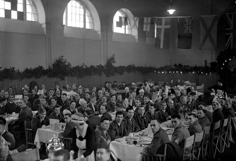 not forgotten christmas party for vets 1942 at buckingham palace