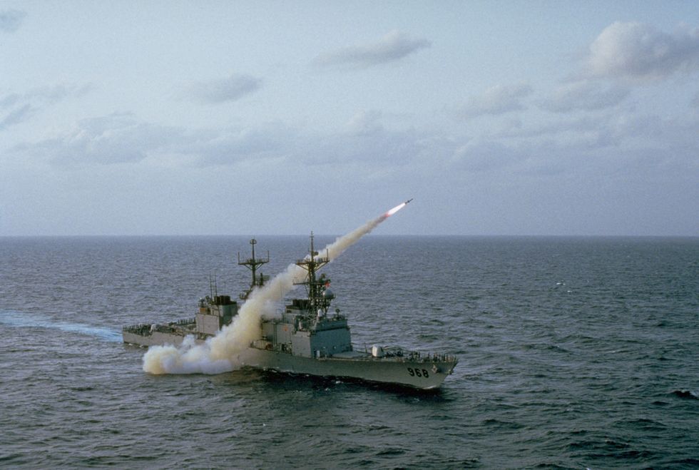 uss arthur w radford firing missile