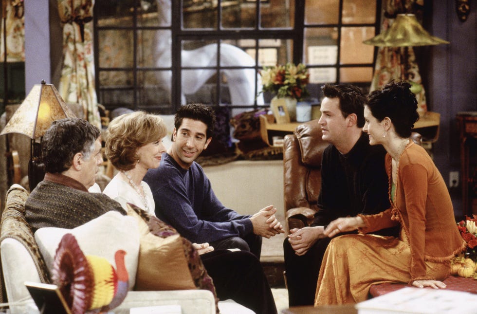 A Friends-Themed Friendsgiving Even Chandler Would Love