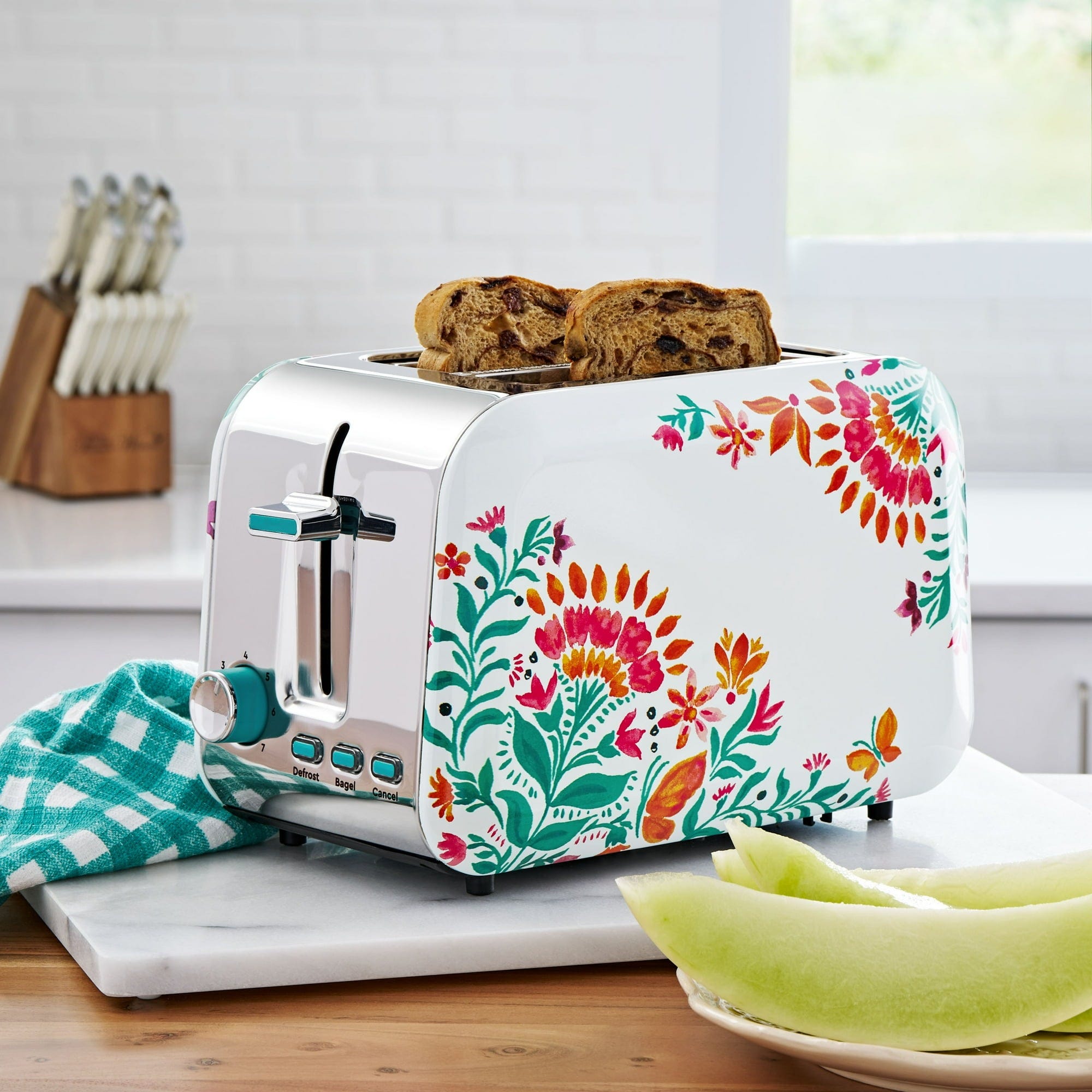 The Pioneer Woman's Small Kitchen Appliances Have a Bold New Look