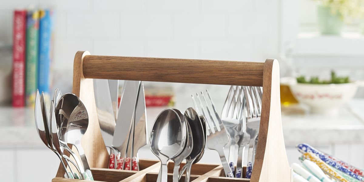 https://hips.hearstapps.com/hmg-prod/images/the-pioneer-woman-flatware-caddy-1631721499.jpeg?crop=1.00xw:0.502xh;0,0.252xh&resize=1200:*