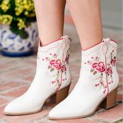 the pioneer woman western boots