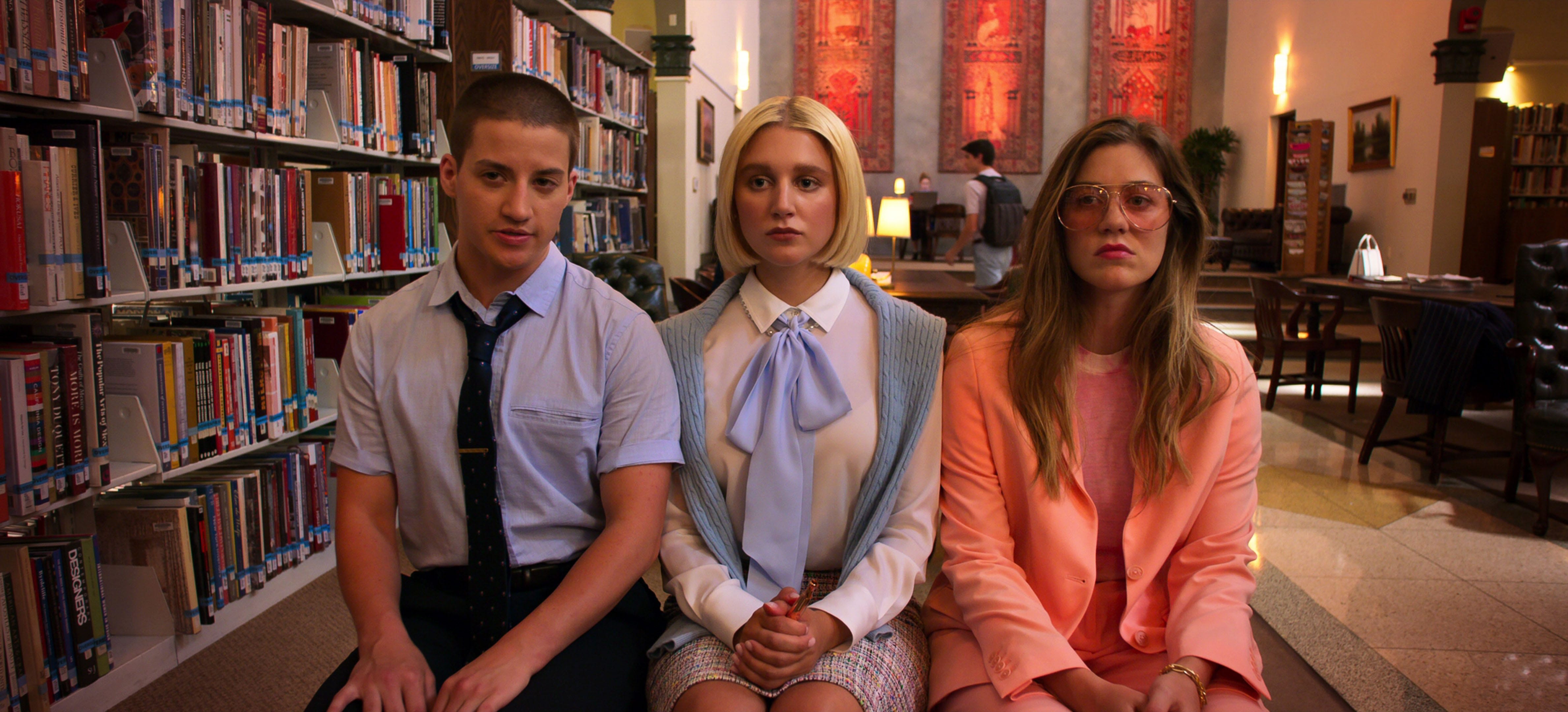 Theo Germaine, Julia Schlaepfer y Laura Dreyfuss