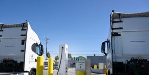 port of long beach, first in the nation to open a publicly accessible charging station for heavy duty electric trucks
