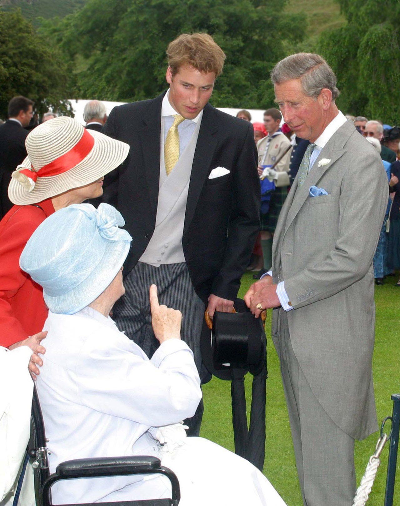 42 Photos of the Royal Family at Garden Parties Through the Years