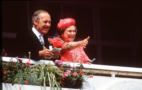 Queen At The Derby Races