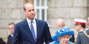 this video of the queen telling off prince william is going viral