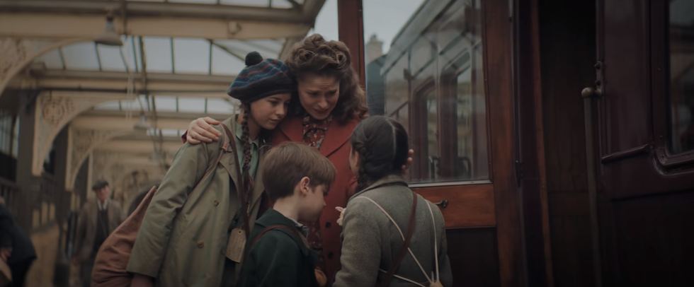 the railway children return