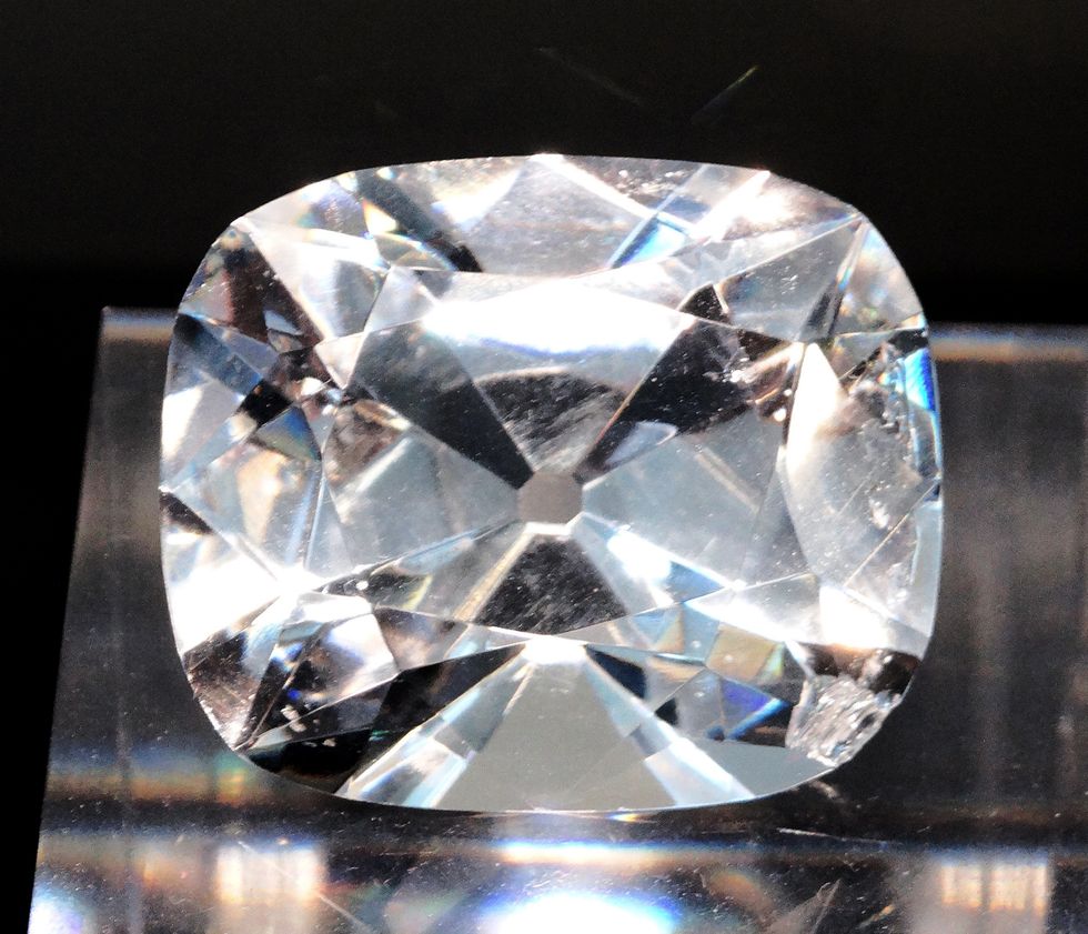 the regent diamond, notorious diamonds, diamond scandals