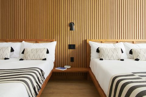 the rockaway hotel bedroom