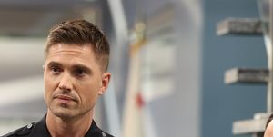 the rookie season 6 cast eric winter production update twitter